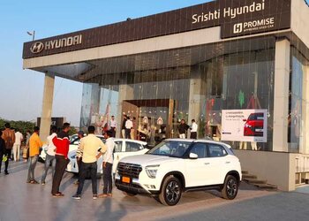 Srishti-motors-hyundai-Car-dealer-Dewas-Madhya-pradesh-1