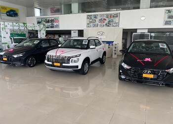 Srishti-motors-hyundai-Car-dealer-Dewas-Madhya-pradesh-2