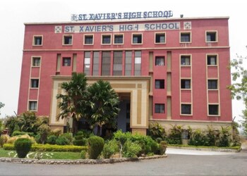 St-xaviers-high-school-Cbse-schools-Nagpur-Maharashtra-1