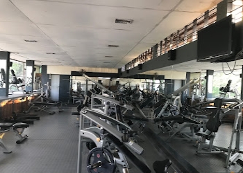 Standard-gym-Gym-Vyttila-kochi-Kerala-1