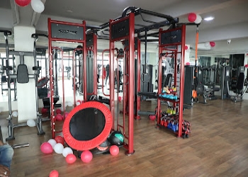 Starkfitness-gym-Gym-Vadodara-Gujarat-2