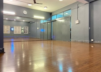Step-by-step-dance-academy-Dance-schools-Ballygunge-kolkata-West-bengal-3