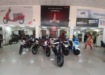Sterling-honda-Motorcycle-dealers-Pimpri-chinchwad-Maharashtra-2