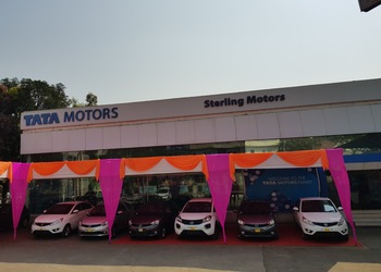 Sterling-motors-Car-dealer-Nashik-Maharashtra-1