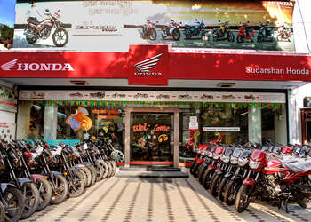 Sudarshan-motors-Motorcycle-dealers-Ajni-nagpur-Maharashtra-1