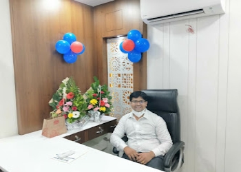 Sunil-chaudhari-dermatology-clinic-Dermatologist-doctors-Lakadganj-nagpur-Maharashtra-2