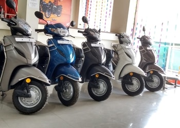 Sunil-ji-honda-Motorcycle-dealers-Firozabad-Uttar-pradesh-3