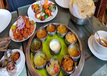 Surguru-spot-restaurant-Pure-vegetarian-restaurants-Oulgaret-pondicherry-Puducherry-1
