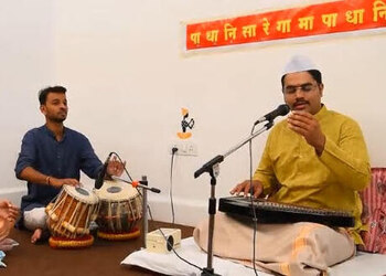 Swarnandan-music-school-Music-schools-Akola-Maharashtra-2