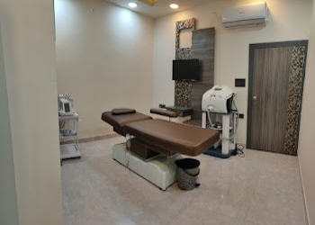 Swarnkaya-dermatology-clinic-Dermatologist-doctors-Pratap-nagar-jaipur-Rajasthan-2