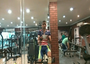 Synergy-fitness-club-Gym-Civil-lines-agra-Uttar-pradesh-1