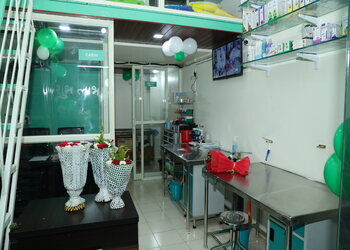 Synergy-pet-clinic-Veterinary-hospitals-Kolhapur-Maharashtra-2