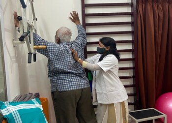 Synergy-physiotherapy-Physiotherapists-Shivajinagar-bangalore-Karnataka-2