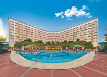 Taj-palace-5-star-hotels-New-delhi-Delhi-1