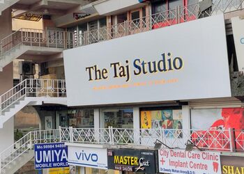 Taj-studio-Photographers-Nanpura-surat-Gujarat-1