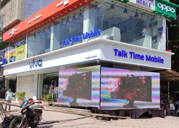 Talk-time-mobile-store-Mobile-stores-Alkapuri-vadodara-Gujarat-1