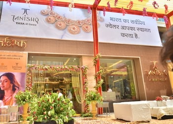 Tanishq-jewellery-Jewellery-shops-Agra-Uttar-pradesh-2