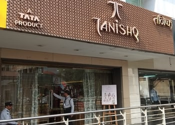 Tanishq-jewellery-Jewellery-shops-Bank-more-dhanbad-Jharkhand-1