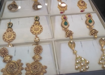 Tanishq-jewellery-Jewellery-shops-College-square-cuttack-Odisha-3