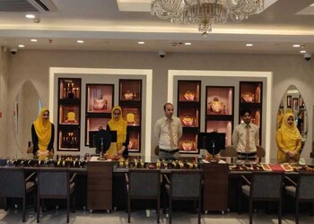 Tanishq-jewellery-Jewellery-shops-Dalgate-srinagar-Jammu-and-kashmir-2