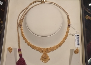 Tanishq-jewellery-Jewellery-shops-Hubballi-dharwad-Karnataka-3