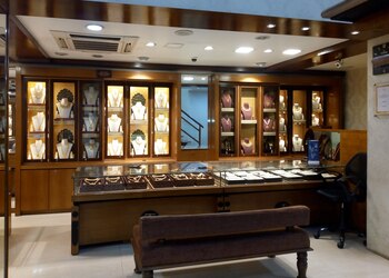 Tanishq-jewellery-Jewellery-shops-Kasaba-bawada-kolhapur-Maharashtra-2