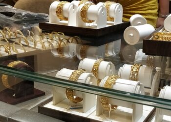 Tanishq-jewellery-Jewellery-shops-Mahal-nagpur-Maharashtra-2