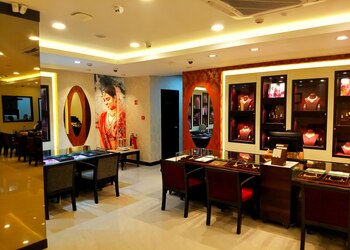 Tanishq-jewellery-Jewellery-shops-Purnia-Bihar-3