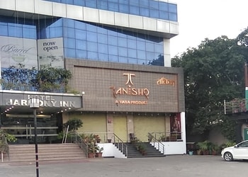 Tanishq-jewellery-Jewellery-shops-Saket-meerut-Uttar-pradesh-1