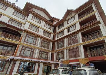 Tashiling-residency-5-star-hotels-Gangtok-Sikkim-1