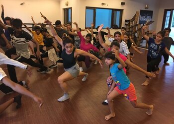 The-backyard-groovers-Dance-schools-Gurugram-Haryana-2