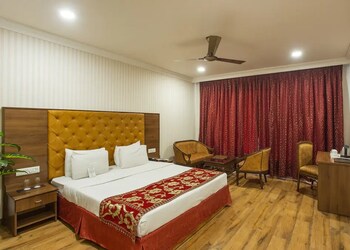 The-grand-regency-3-star-hotels-Rajkot-Gujarat-2