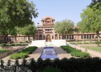 The-laxmi-niwas-palace-4-star-hotels-Bikaner-Rajasthan-1
