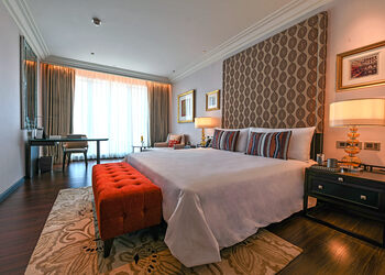 The-leela-5-star-hotels-Gandhinagar-Gujarat-2