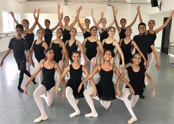 The-lewis-foundation-of-classical-ballet-Dance-schools-Bangalore-Karnataka-3