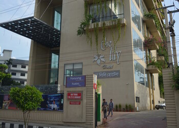 The-lily-hotel-4-star-hotels-Guwahati-Assam-1