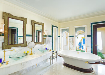 The-oberoi-udaivilas-5-star-hotels-Udaipur-Rajasthan-3