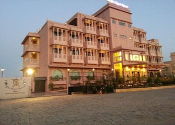 The-royal-retreat-4-star-hotels-Ranchi-Jharkhand-2