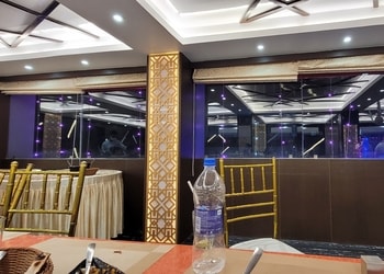 The-royals-dining-banquet-Family-restaurants-Giridih-Jharkhand-2