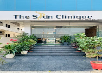 The-skin-clinique-Dermatologist-doctors-Faridabad-Haryana-1