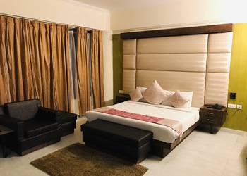 The-solitaire-hotels-4-star-hotels-Dehradun-Uttarakhand-2