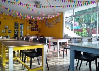 The-yellow-tree-cafe-Cafes-Diphu-Assam-2