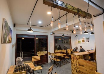 Timber-cafe-Cafes-Imphal-Manipur-3
