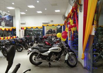 Tirhut-bajaj-Motorcycle-dealers-Muzaffarpur-Bihar-3