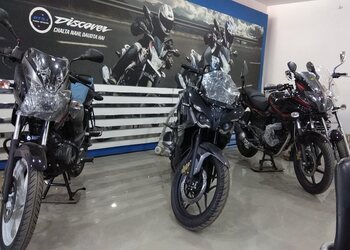 Tirupati-bajaj-Motorcycle-dealers-Akola-Maharashtra-2