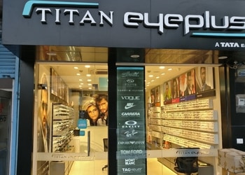 Titan-eyeplus-Opticals-Bargadwa-gorakhpur-Uttar-pradesh-1