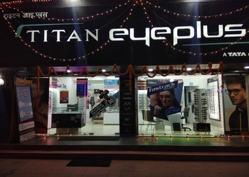 Titan-eyeplus-Opticals-Bilaspur-Chhattisgarh