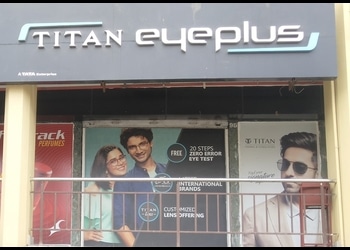 Titan-eyeplus-Opticals-Choudhury-bazar-cuttack-Odisha-1