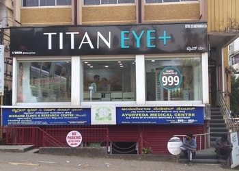 Titan-eyeplus-Opticals-Kadri-mangalore-Karnataka-1