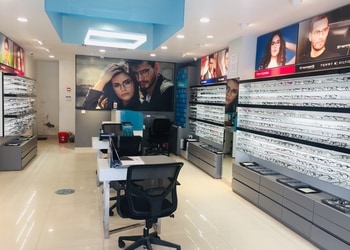 Titan-eyeplus-Opticals-Mohan-nagar-ghaziabad-Uttar-pradesh-2